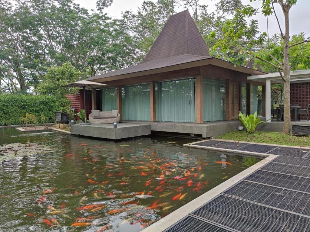 Djoglo Luxury Bungalow Wendit Eksteriør billede